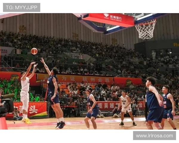 杭州篮球队中路突破战术解析与球队发展前景展望